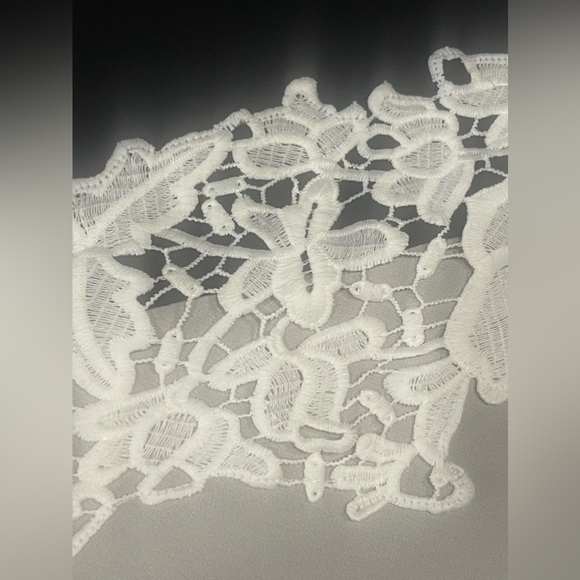 🖤🤍Charter Club Petite Colorblocked Casual Lace-Trim Top Women’s Size Small🖤🤍 - Picture 4 of 8